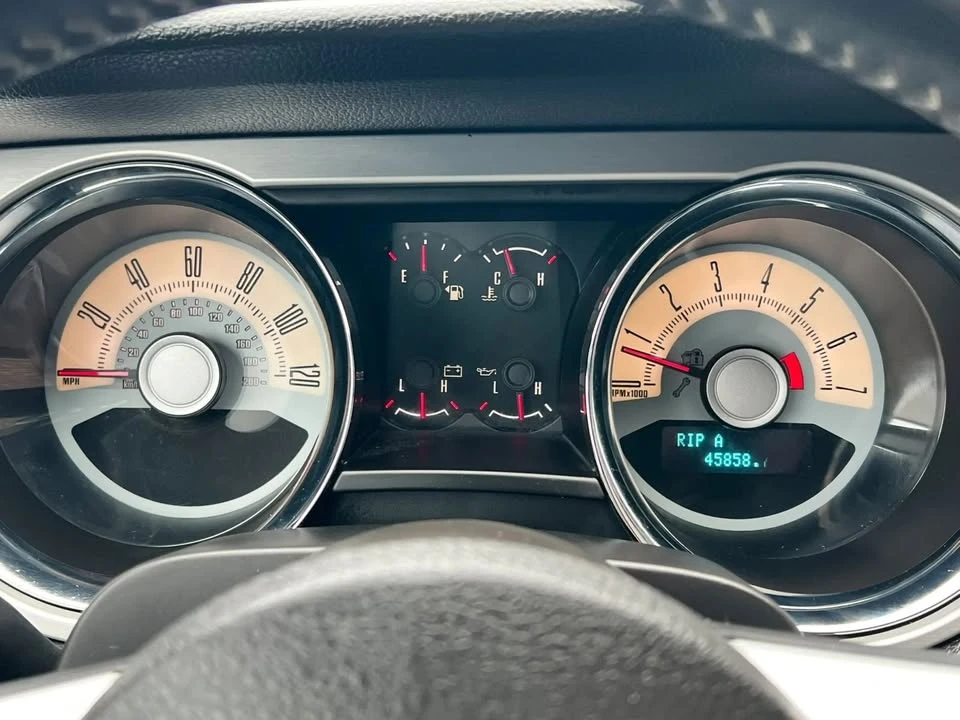 2010 Ford S197 Mustang - Image 8 of 20