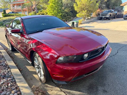 2010 Ford Mustang Premium GT