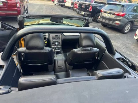 2010 Ford S197 Mustang - Image 7 of 12