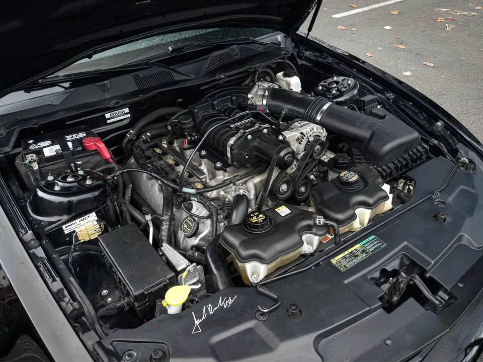 2010 Ford S197 Mustang - Image 15 of 18