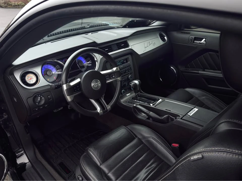 2010 Ford S197 Mustang - Image 8 of 18
