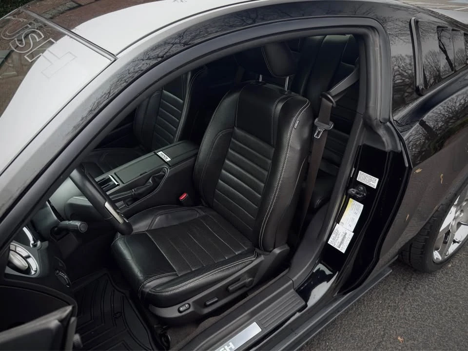 2010 Ford S197 Mustang - Image 6 of 18