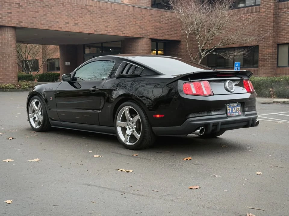 2010 Ford S197 Mustang - Image 3 of 18