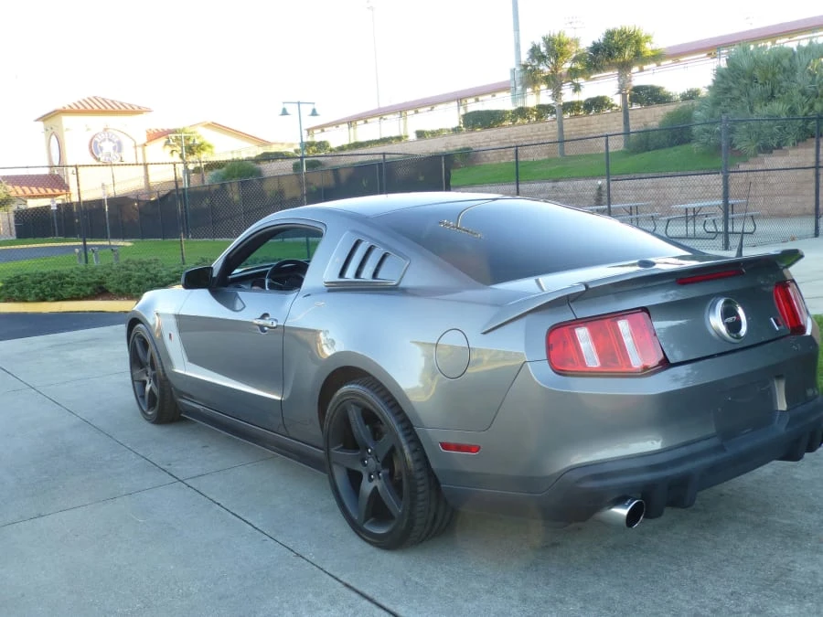 2010 Ford S197 Mustang - Image 8 of 9