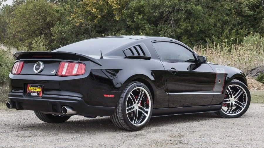 2010 Ford S197 Mustang - Image 2 of 12