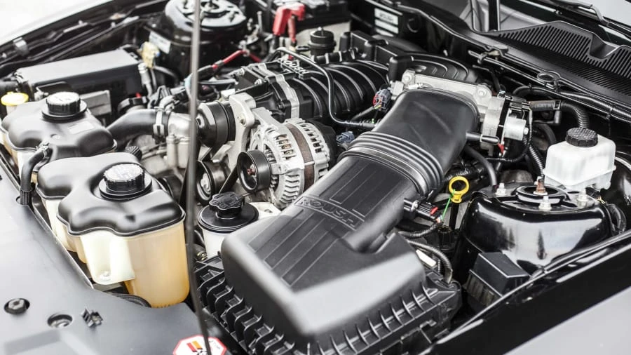 2010 Ford S197 Mustang - Image 8 of 12