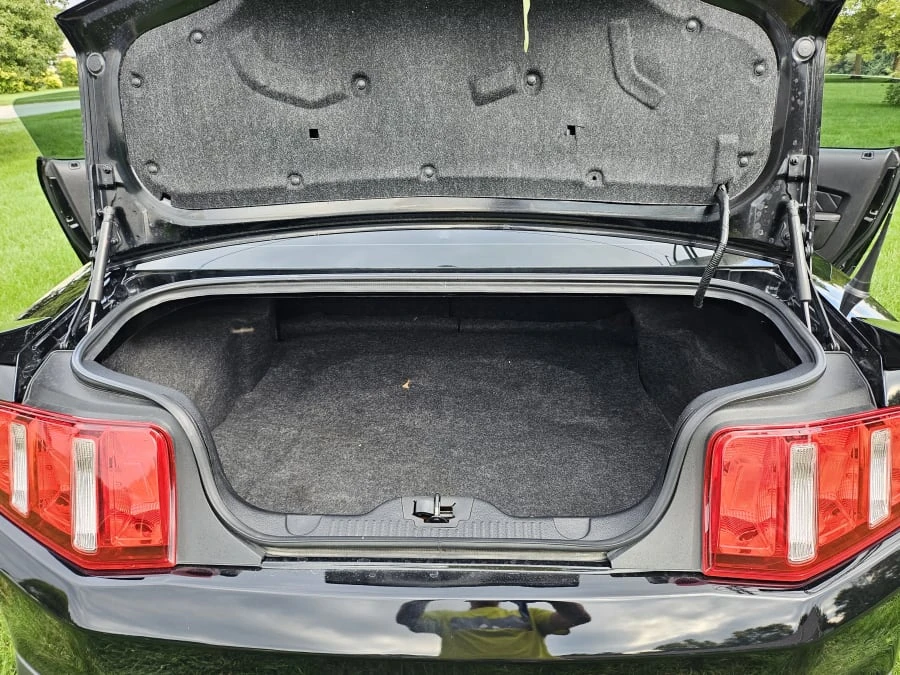 2010 Ford S197 Mustang - Image 8 of 8