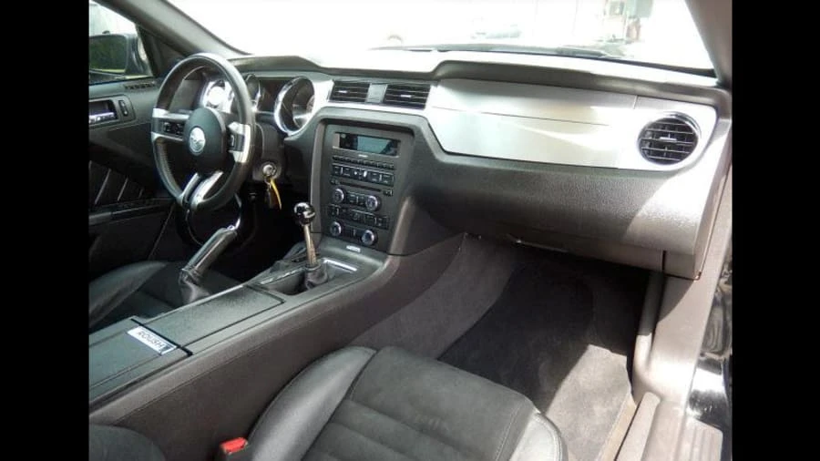 2010 Ford S197 Mustang - Image 4 of 7
