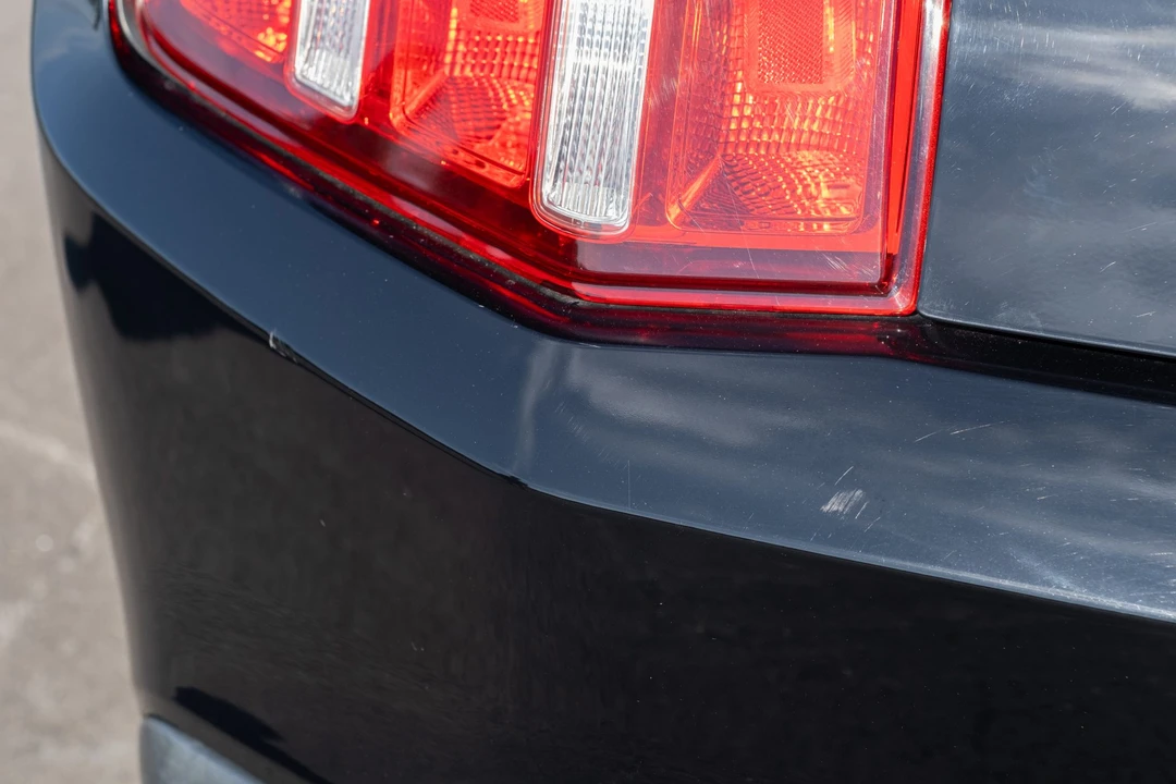 2010 Ford S197 Mustang - Image 17 of 31