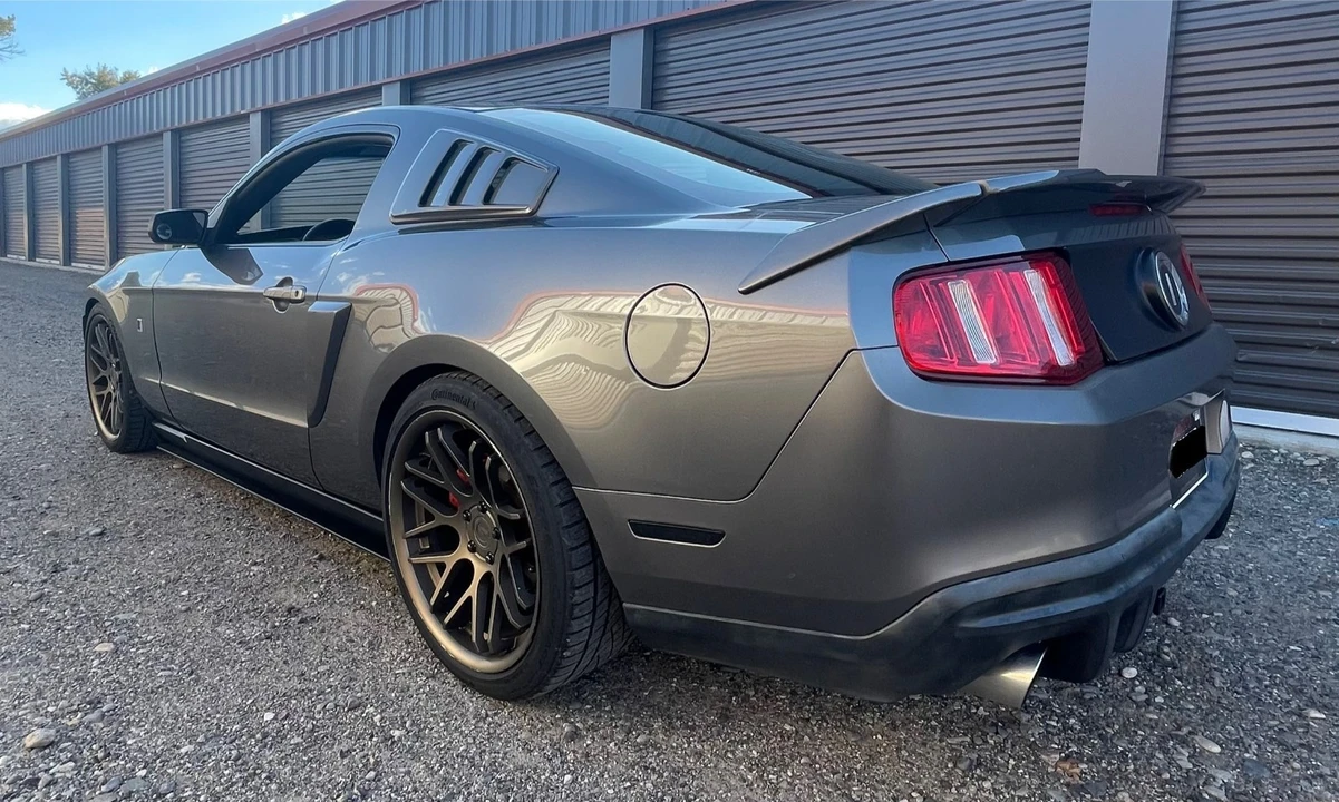 2010 Ford S197 Mustang - Image 3 of 21