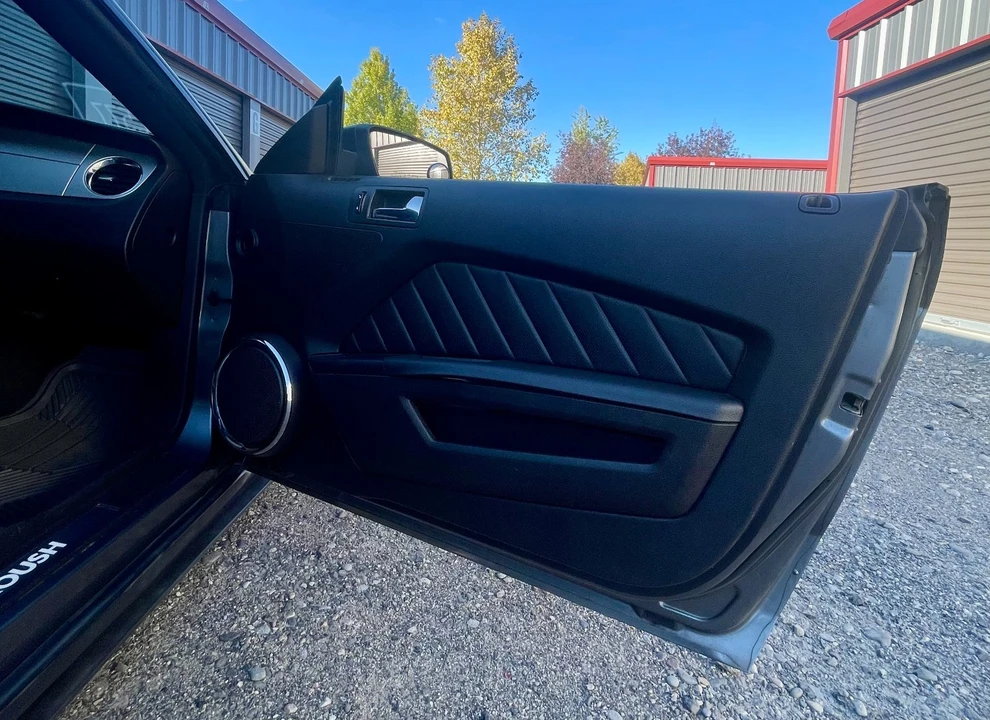2010 Ford S197 Mustang - Image 14 of 21