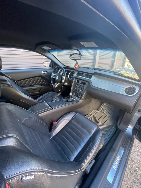 2010 Ford S197 Mustang - Image 16 of 21
