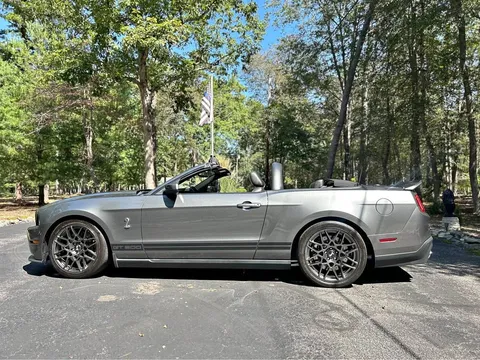 2010 Ford Mustang Shelby GT500