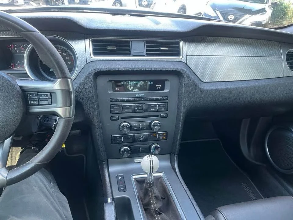 2010 Ford S197 Mustang - Image 11 of 11