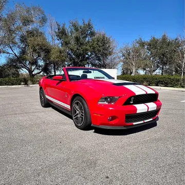 2010 Ford Mustang Shelby GT500 Convertible 2D
