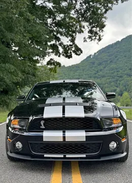 2010 Ford Mustang Shelby GT500 Coupe 2D