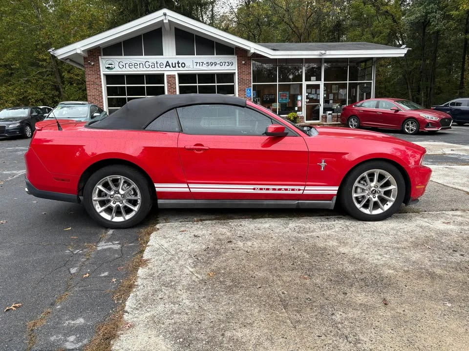 2010 Ford S197 Mustang - Image 5 of 10
