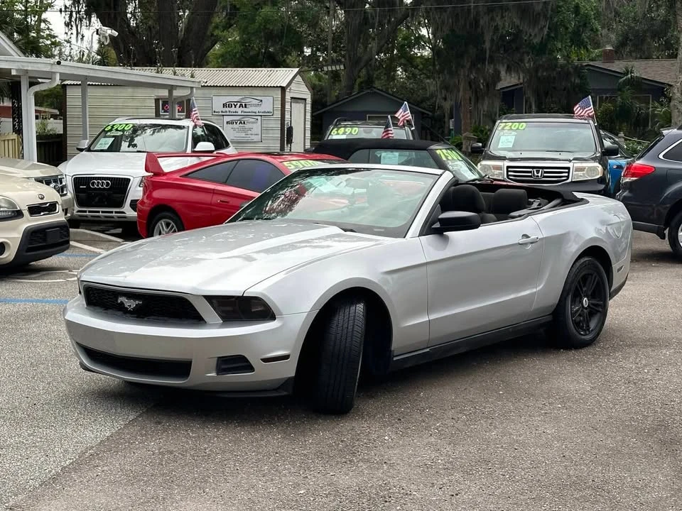 2010 Ford S197 Mustang - Image 2 of 20