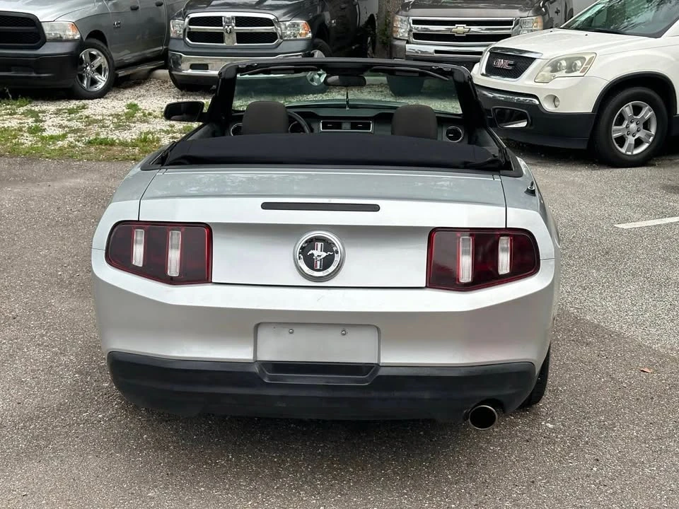 2010 Ford S197 Mustang - Image 5 of 20