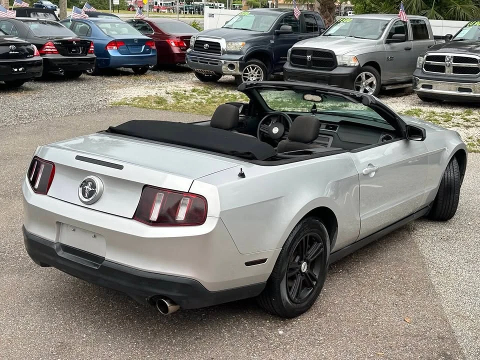 2010 Ford S197 Mustang - Image 4 of 20