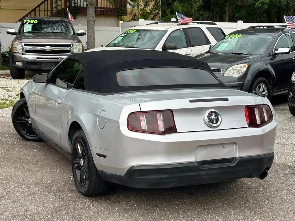 2010 Ford S197 Mustang - Image 8 of 20