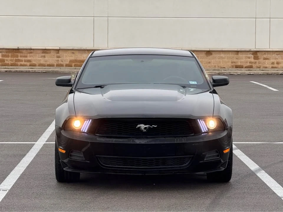 2010 Ford S197 Mustang - Image 2 of 9