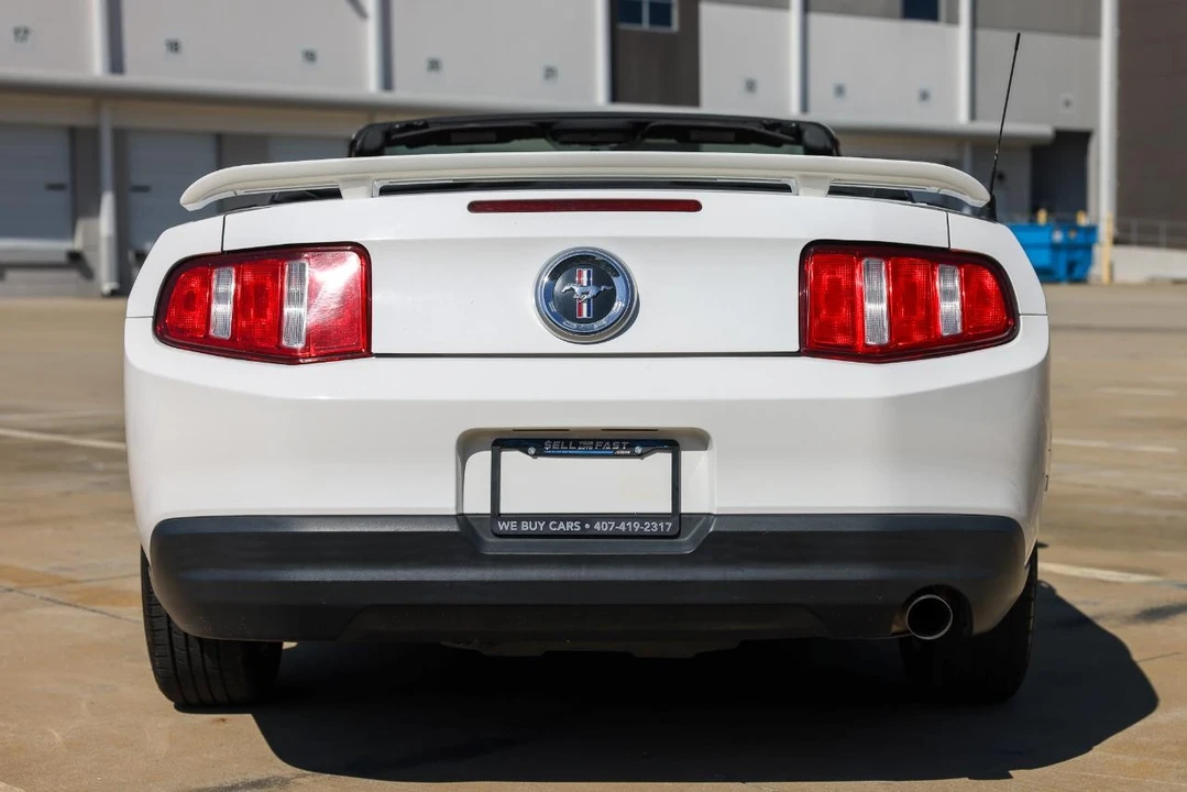 2010 Ford S197 Mustang - Image 7 of 21