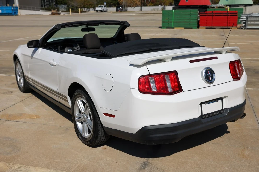 2010 Ford S197 Mustang - Image 5 of 21