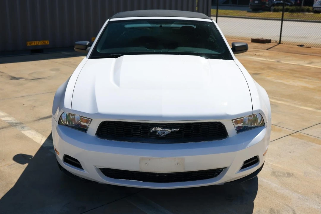 2010 Ford S197 Mustang - Image 19 of 21