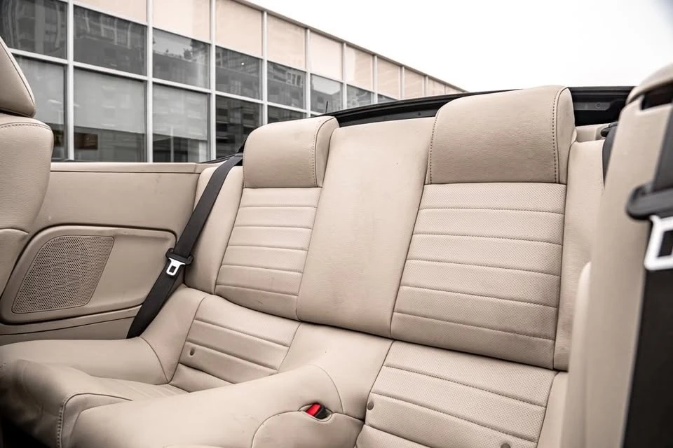2010 Ford S197 Mustang - Image 6 of 13