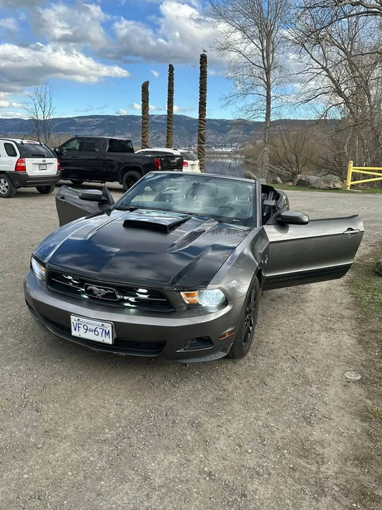 2010 Ford S197 Mustang - Image 7 of 10