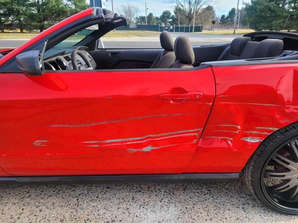 2010 Ford S197 Mustang - Image 18 of 21
