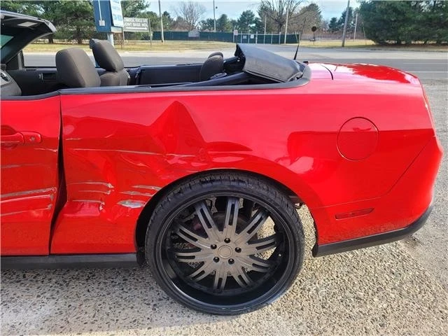 2010 Ford S197 Mustang - Image 16 of 21