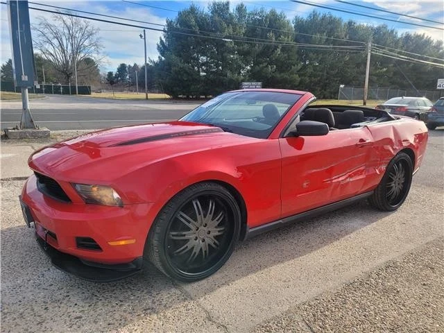 2010 Ford S197 Mustang - Image 2 of 21