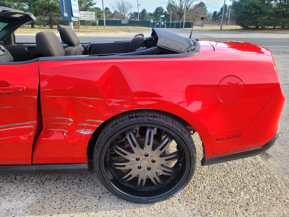 2010 Ford S197 Mustang - Image 17 of 21