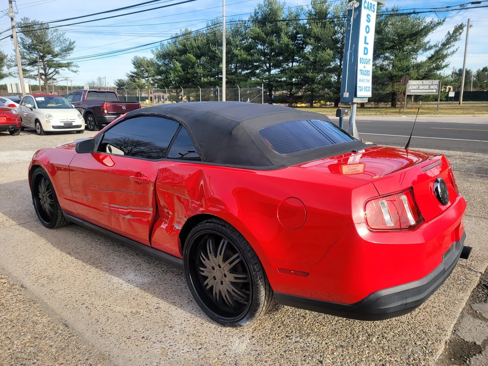 2010 Ford S197 Mustang - Image 24 of 31
