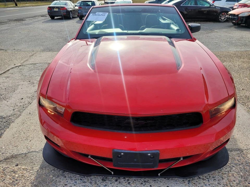 2010 Ford S197 Mustang - Image 7 of 31