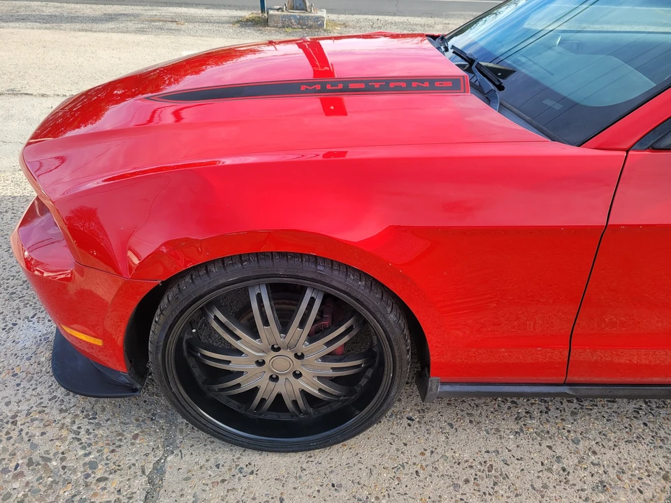 2010 Ford S197 Mustang - Image 16 of 31