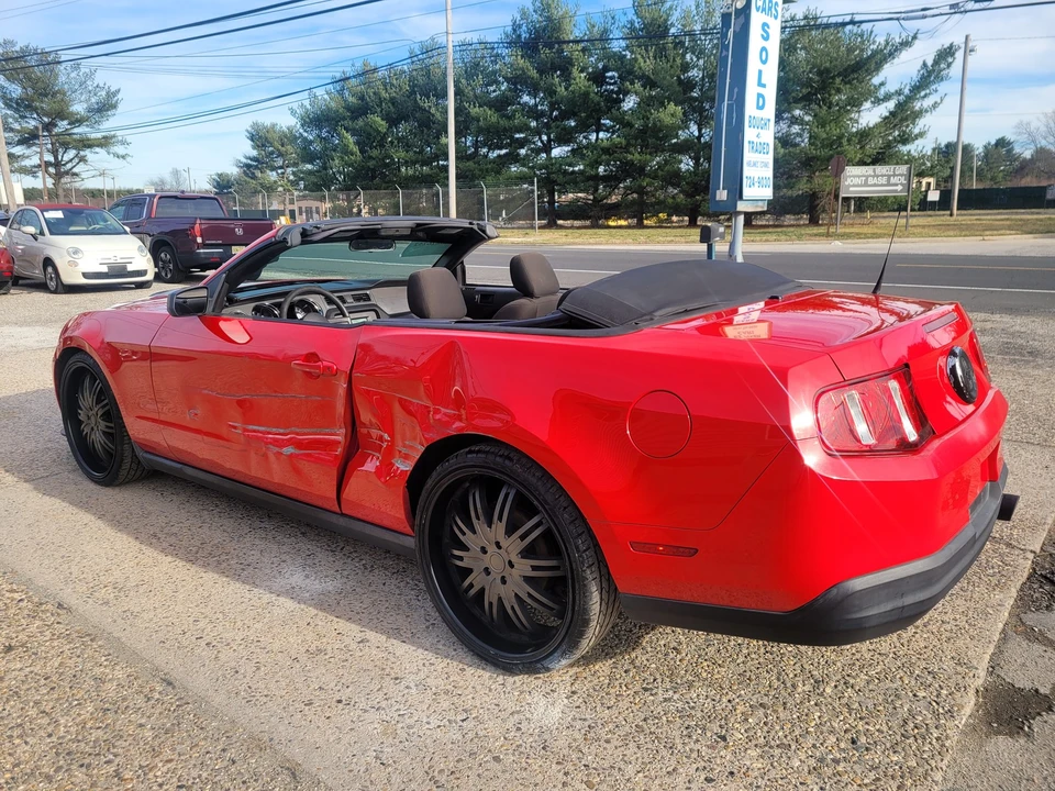 2010 Ford S197 Mustang - Image 3 of 31