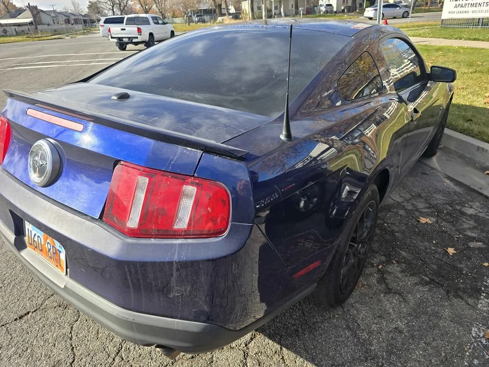 2010 Ford S197 Mustang - Image 5 of 14