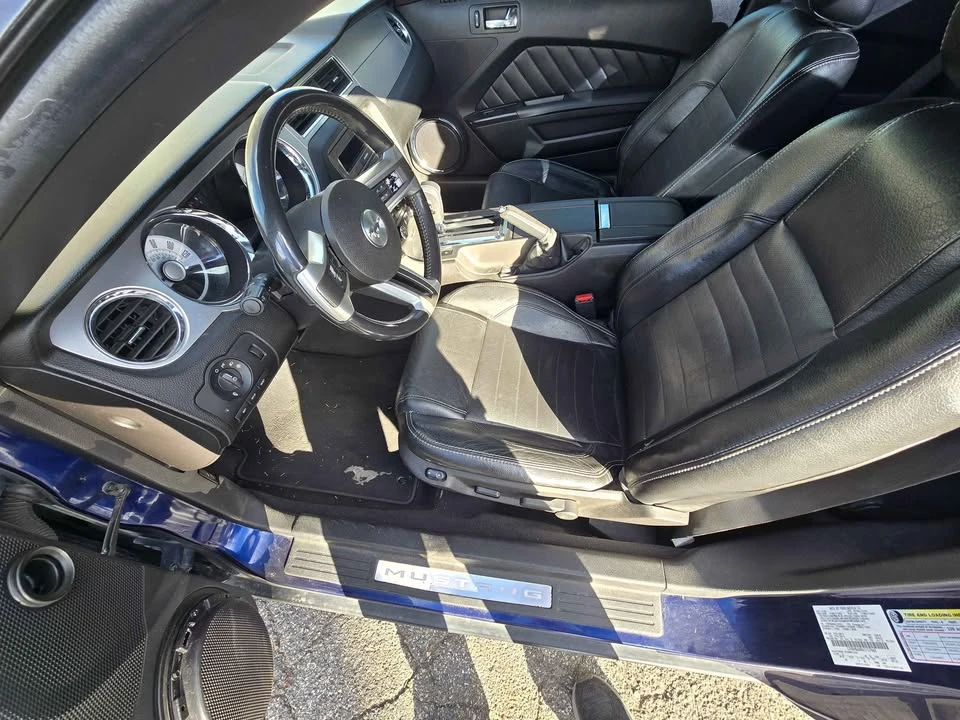 2010 Ford S197 Mustang - Image 10 of 14
