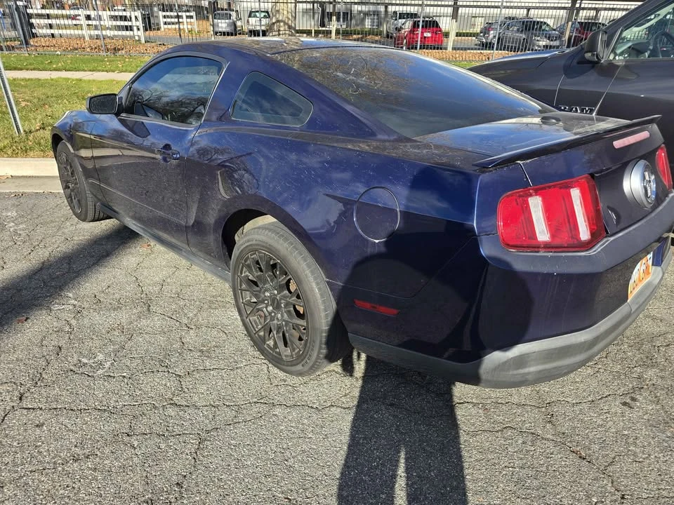 2010 Ford S197 Mustang - Image 4 of 14