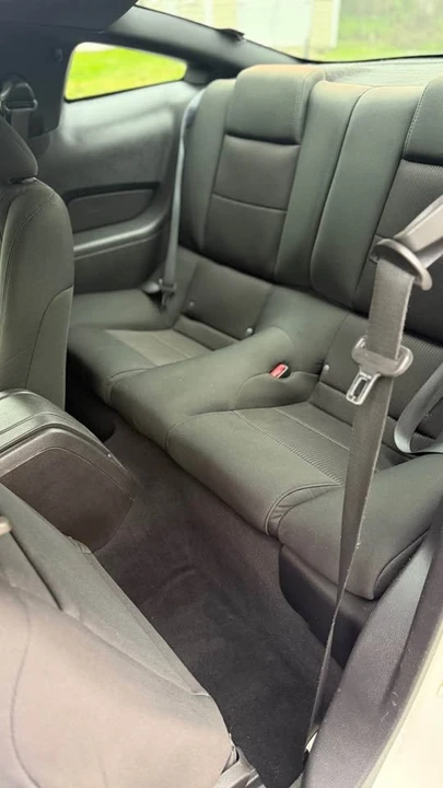 2010 Ford S197 Mustang - Image 11 of 11