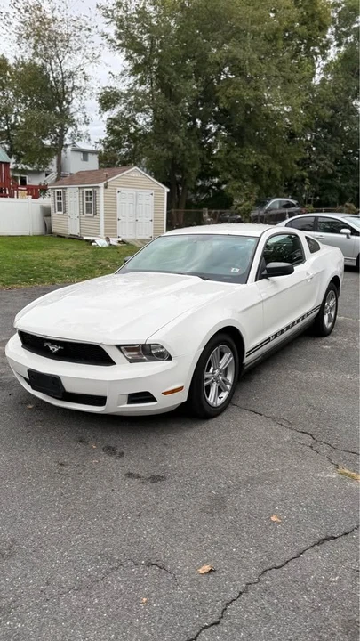 2010 Ford S197 Mustang - Image 3 of 11