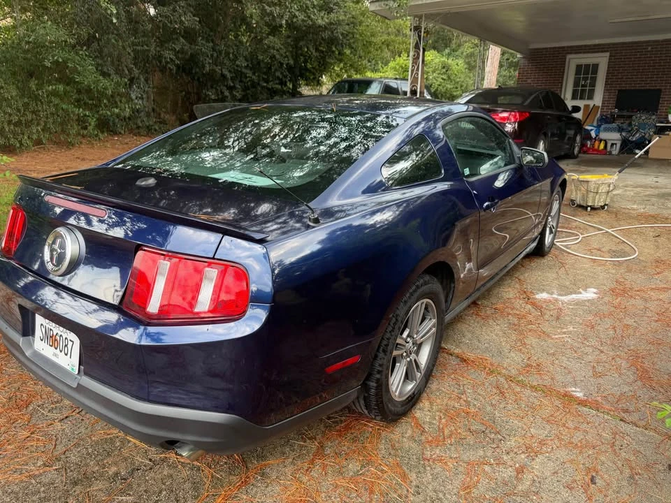 2010 Ford S197 Mustang - Image 5 of 7