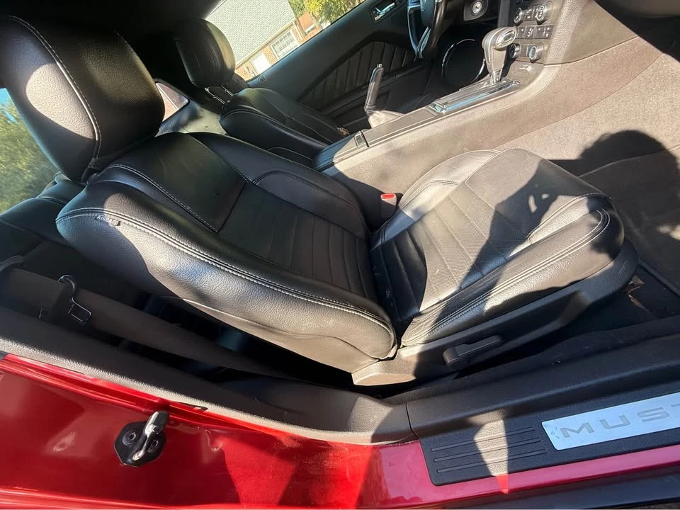 2010 Ford S197 Mustang - Image 18 of 20