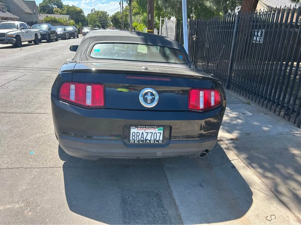 2010 Ford S197 Mustang - Image 6 of 6