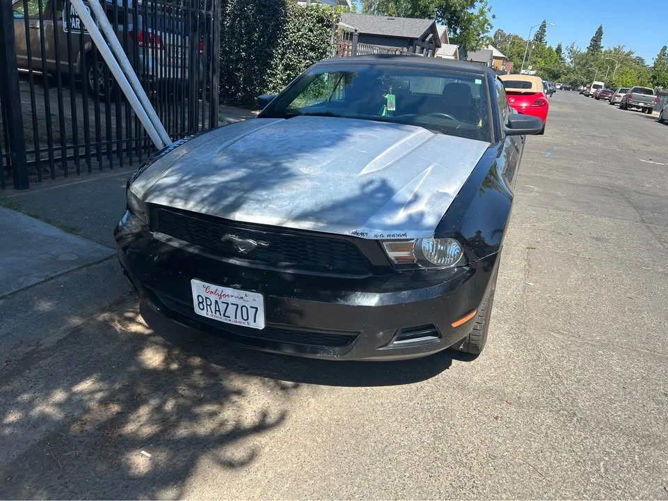 2010 Ford S197 Mustang - Image 4 of 6