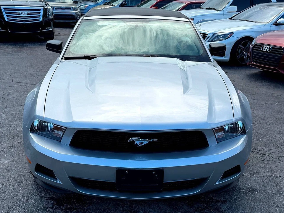 2010 Ford S197 Mustang - Image 9 of 31