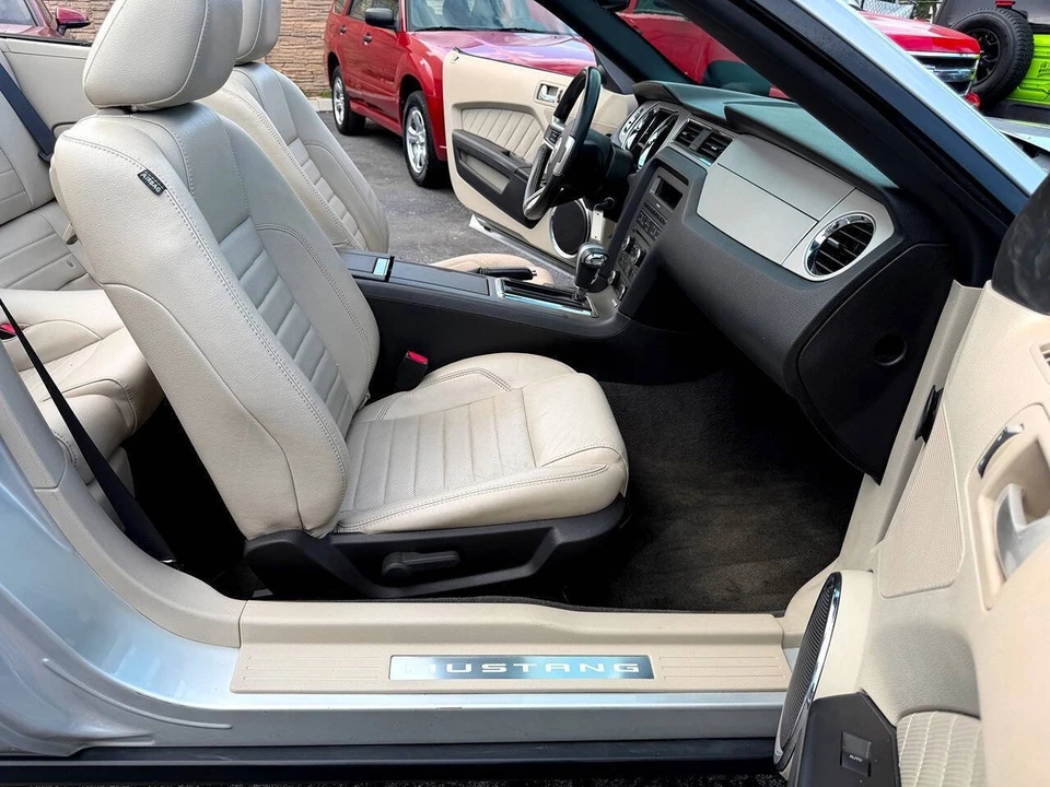 2010 Ford S197 Mustang - Image 31 of 31